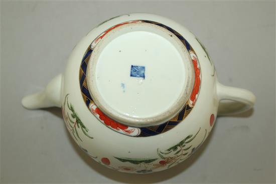 A Worcester globular teapot and cover, c.1768, 16cm